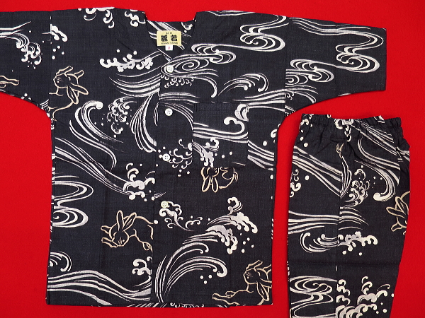 波うさぎ（黒）３号サイズ（１１０）子供鯉口シャツ上下組・義若オリジナル