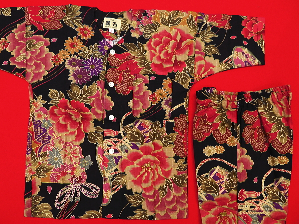 金彩牡丹と桜（黒赤）１号サイズ（９０）子供鯉口シャツ上下組・義若オリジナル