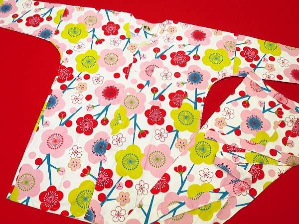梅まつり（白ピンク）超巾広サイズ（４Ｌ） 大人鯉口シャツ単品