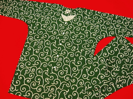 唐草・からくさ（渋抹茶緑）巾広サイズ（３Ｌ） 大人鯉口シャツ単品