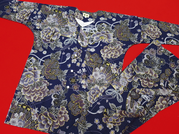 金彩牡丹と桜（渋藍紺）超巾広サイズ（４Ｌ） 大人鯉口シャツ単品