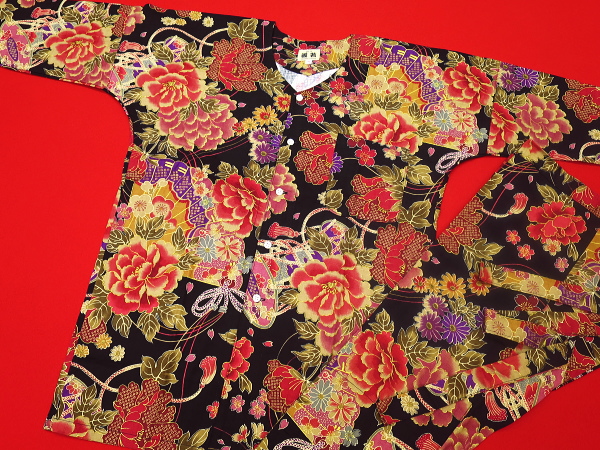 金彩牡丹と桜（黒赤）巾広サイズ（３Ｌ） 大人鯉口シャツ単品