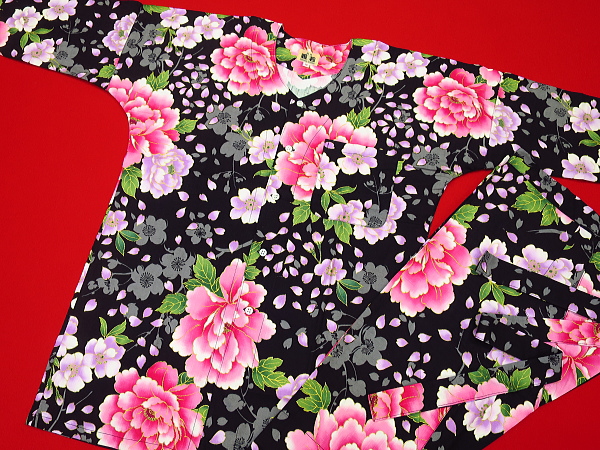 金彩桜吹雪に大牡丹（黒ピンク）巾広サイズ（３Ｌ） 大人鯉口シャツ単品