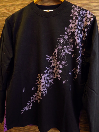 和柄長袖Tシャツ しだれ桜に鳳凰刺繍（黒）Ｌサイズ 