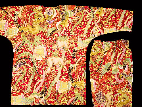 金彩鳳凰と唐獅子（赤）４号サイズ（１２０）子供鯉口シャツ上下組