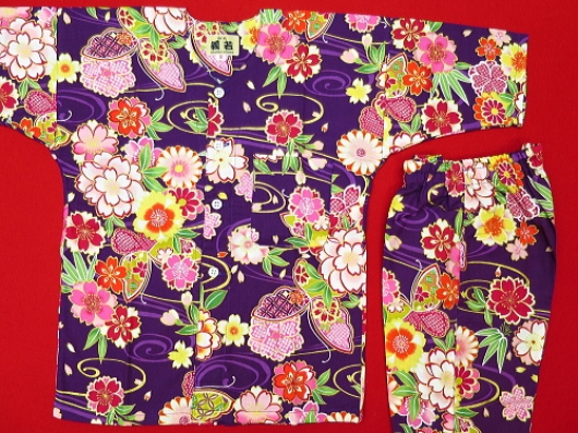 流水に花と蝶（紫）１号サイズ（９０）子供鯉口シャツ上下組
